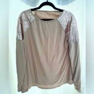 Gold sequin top size large